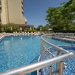 Perla Sun מלון 4*