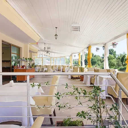 Perla Sun 4*